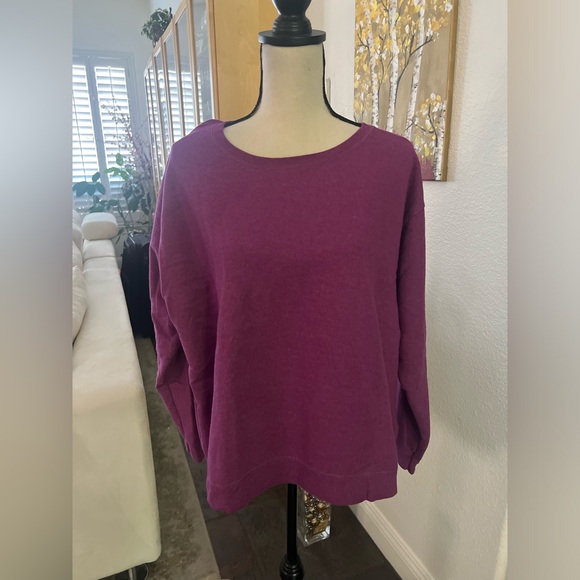 Hanes - simple bright purple cozy sweatshirt - Picture 1 of 7
